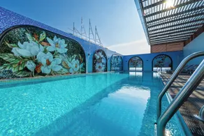 Grand Luxury Hotel Ninh Chử - Pool