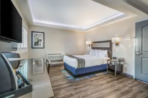 Inn at 50 Long Beach Convention Center - Chambre