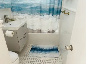 Manhattan Beach Vacation House - For solo, pair, family and business travelers - Salle de bain