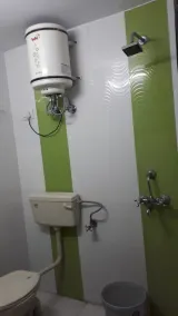 Hotel Surya Palace - Bathroom