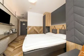 24 by AvenidA - Mountain Residence - Rum