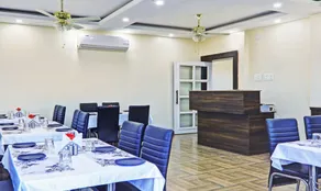 Treebo Raj Inn Lalpur - Restaurant