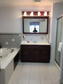 Longhouse Manor B&B - Salle de bain