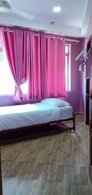 Purple Dream Home - Værelse
