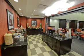 Hampton Inn & Suites Albany At Albany Mall - Restaurant