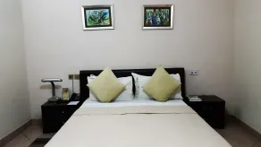 M Plaza Hotel - Room
