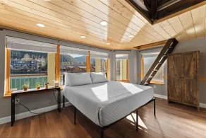 Lakeshore #1560 - Servizio della struttura