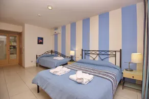 4 Epoches hotel - Room