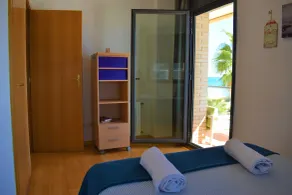 Barcelona Beachfront Apartment - Quarto