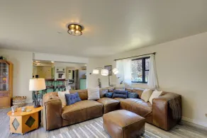 Old Southwest Reno Family Stay - Pet Friendly! - Innenbereich