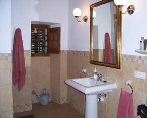 Beautiful Rustic Mallorcan House With Private Pool Near Cas Concos - Baño