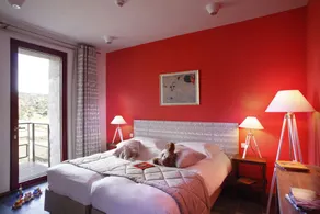 Domaine Riberach - Hotel 4 - Restaurant gastronomique - Spa - Piscine - Vignoble - Room