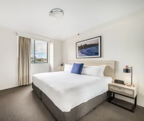 Oaks Sydney Castlereagh Suites - Room