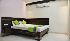 Treebo Royal Sun Palace MP Nagar Zone 2 - Zimmer