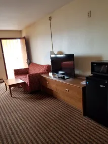 Scottish Inn & Suites - Eau Claire - Vue de la chambre