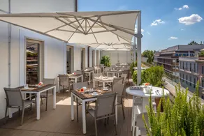 The Glam - Restaurant