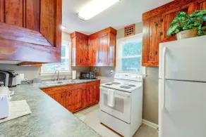 2 Mi to Augusta National: Walkable Neighborhood! - Interior