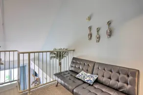 Resort-Style Condo with Lake-View Balcony! - Innvendig
