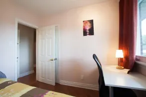 Hermosa casa independiente de 6 dormitorios, limpia y espaciosa - Toronto - Habitación