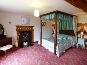 Arllen Fawr - Room