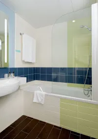 Mercure Paris Massy Gare TGV - Salle de bain