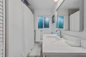 Siesta Key Oasis w/ Outdoor Pool + Screened Lanai! - Interior