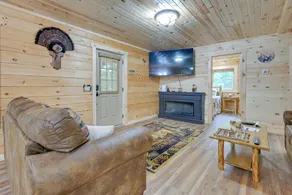 Adams Cabin w/ Game Room & Fire Pit - Innvendig