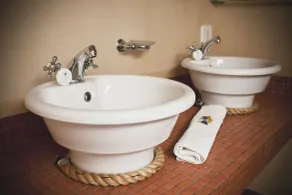Dolphin Dunes Guesthouse - Bathroom
