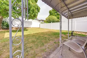Walkable Elmont Studio: 19 Mi to New York City! - Interior