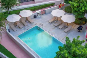 Nest Hotel, Aljada - Piscina