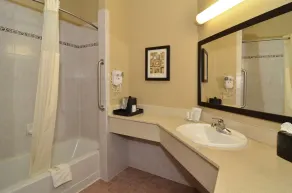 Comfort Inn & Suites Burnet - Badezimmer