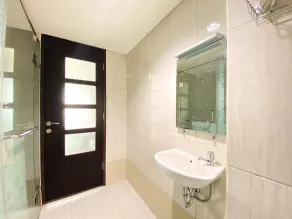 Luxury 2Br Apartment At Tamansari La Grande - Badeværelse