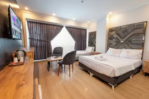 Highway 34 Hotel - Room