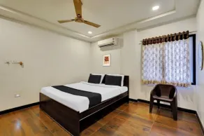 MEDI KONDA GRAND - Chambre