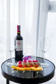 Grand Ocean Luxury Boutique - Infinity Rooftop Pool - Vista do quarto