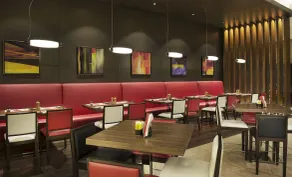 DAMAC Maison Cour Jardin - Restaurante