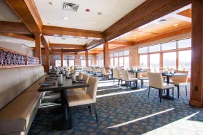 Skytop Lodge - Restaurant