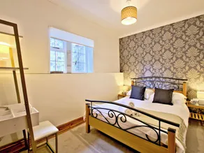 River View Cottage - Camera