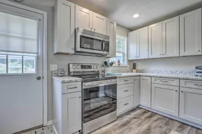 Steps to Lake of the Ozarks: Family Home w/ Views! - Innenbereich