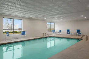 Garner Hotel Brockton - Boston by IHG - Piscina
