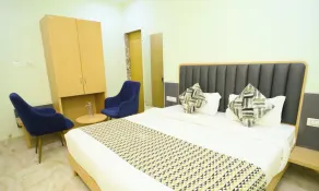 Hotel Shree Khodiyar By Rangoli Udaipur - Chambre