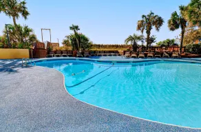Beach Cove Resort - Piscine