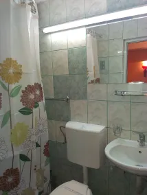 Apartments Kosta Port City Square 101 i 102 - Bathroom