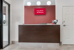 Red Roof Inn Houston – Spring North - Lobby-Lounge
