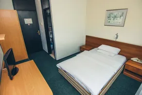 Hotel Grand - Room