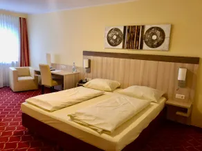 Montana Hotel Köln-Bonn Airport - Room
