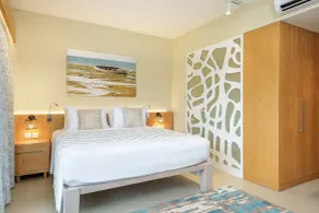 Ocean's Creek Beach Hotel - Room