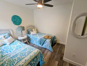 Great Blue Resorts - McCreary's Beach - Chambre