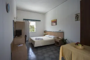 Sunrise Studios in Perissa - Rom