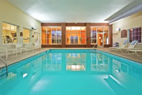 Holiday Inn Express Hotel & Suites Manchester Conference Center by IHG - Pool